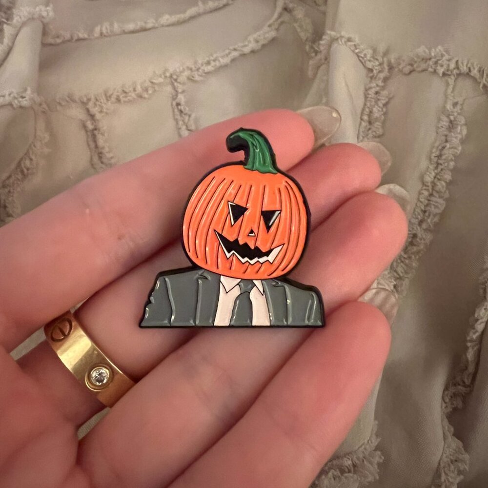 🧷BUNDLE OF 6 - THE OFFICE Themed Enamel Pins - Television, Pop Culture, Y2K - Picture 9 of 14